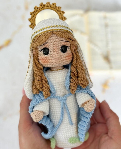 Nossa Senhora das Graças em Amigurumi