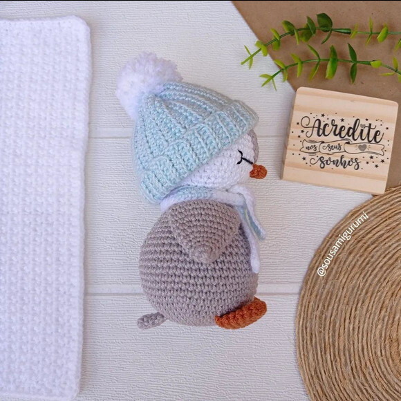 Pinguim Amigurumi Nicho Quarto de Bebê