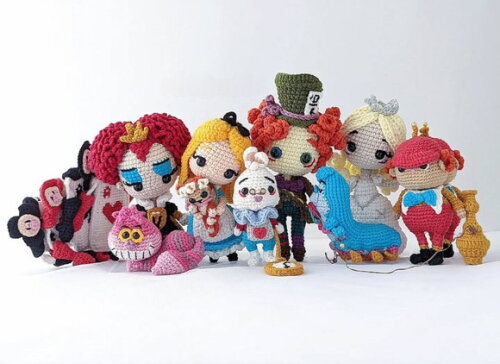 Alice no País das Maravilhas, Kit com 14 Personagens