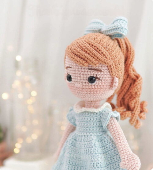 Boneca Nina em Amigurumi/crochê