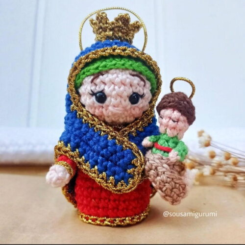 Chaveiro Nossa Senhora do Perpétuo Socorro em Amigurumi