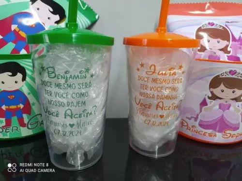 Kit 2 Convites Damas e Pajens com Salgadinho