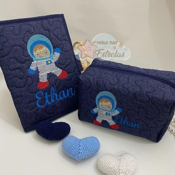 Capa Caderneta de Vacinas + Necessaire Astronauta