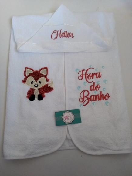 Kit Toalha de Banho Bebê com capuz, fraldinha de boca 4 pç