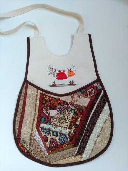 Porta prendedor de roupas - Marrom