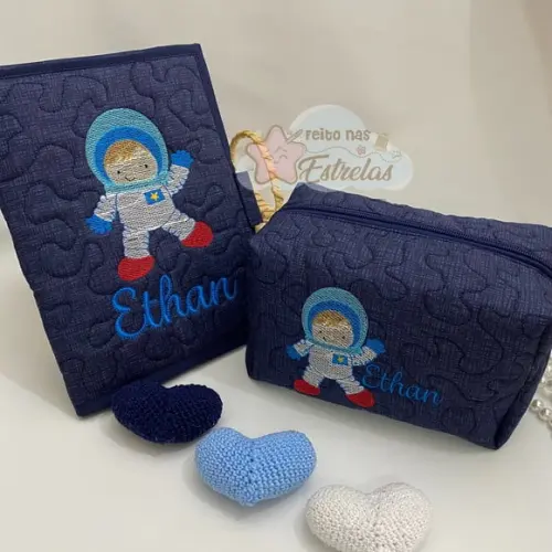 Capa Caderneta de Vacinas + Necessaire Astronauta