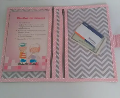 Capa Caderneta de Vacinas + Necessaire