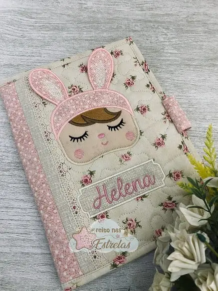 Capa Carteira de Vacina e Documentos - Boneca