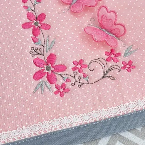 Capa Carteira de Vacinas Borboletas Rosa