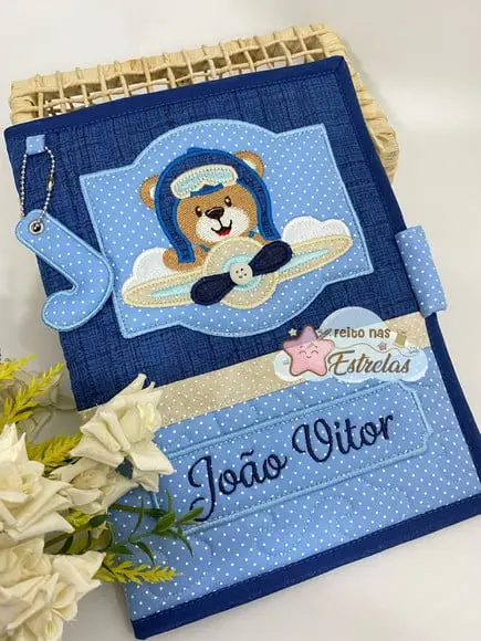 Capa Carteira de Vacinas Urso Aviador