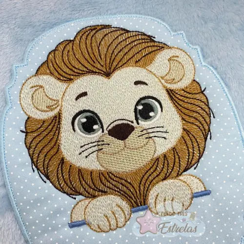 Cobertor Bebê Personalizado Cor Azul. Bordado Leão