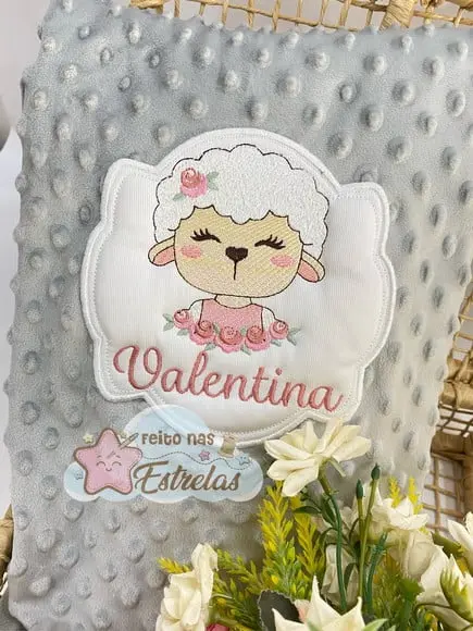 Cobertor para bebê pipoquinha personalizado Ovelha