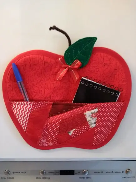 Porta Recados para Geladeira- Maça Vermelha