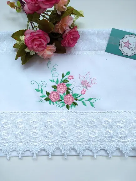 Toalha Bordada lavabo