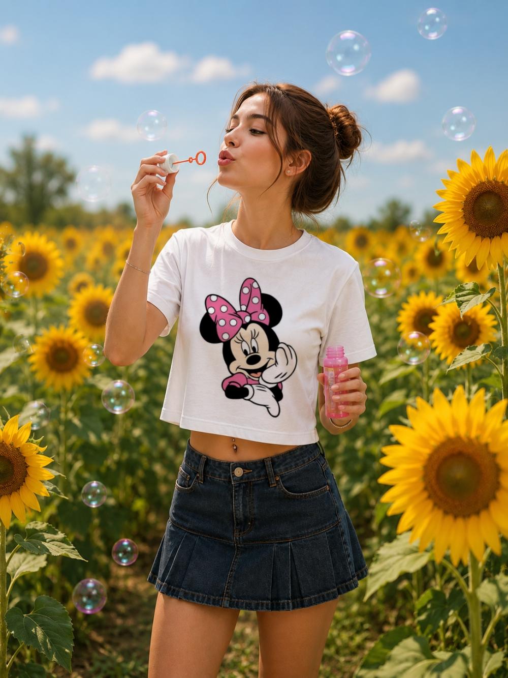 Cropped Minnie