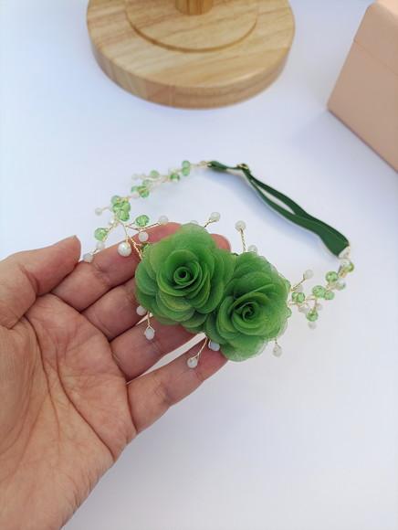 Kit Sofia com Tiara e Presilha Infantil com Flores Verde