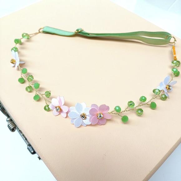 Tiara Bebê e Infantil Jade com Flores de Cetim
