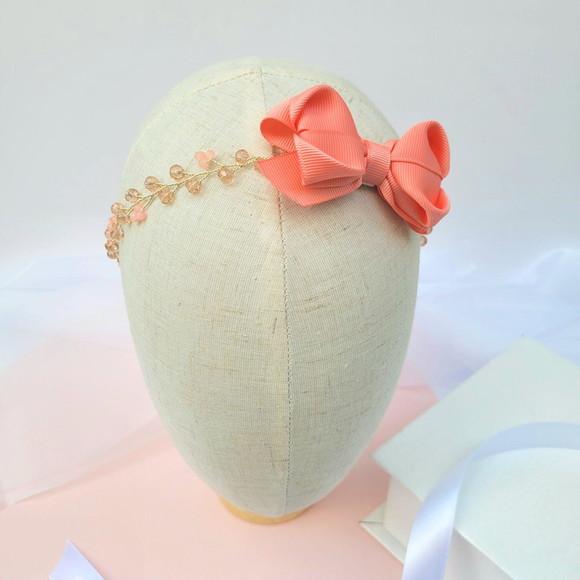 Tiara Infantil Cecília Aramada com Cristais e Laço Coral