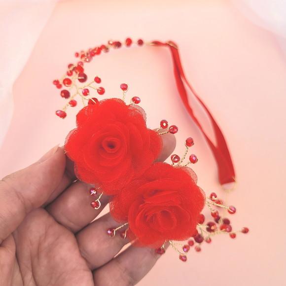 Tiara Infantil Sofia Aramada com Flores Vermelha