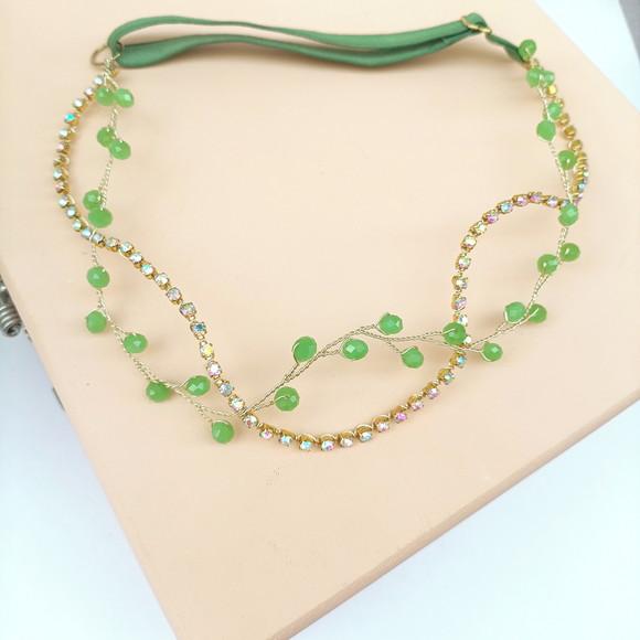 Tiara Sarah com Strass e Cristais Verde