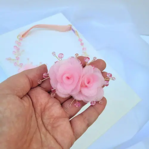 Kit Infantil Sofia Tiara e Presilha com Flores Rosa