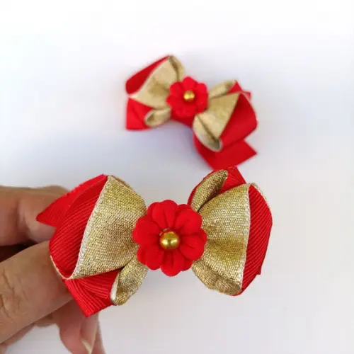 Parzinho Maria Eliza Bico de Pato Laço Vermelho e Dourado