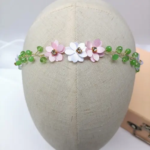 Tiara Bebê e Infantil Jade com Flores de Cetim