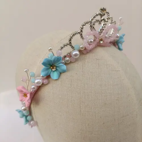 Tiara com Coroa de Strass e Flores