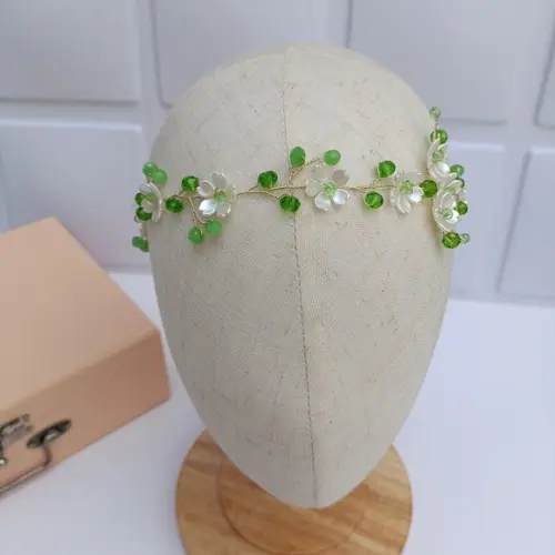Tiara Infantil Alicia Aramada com Florzinhas Peroladas