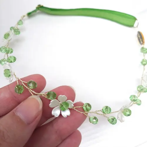 Tiara Infantil Ayla Aramada com Cristais Verde