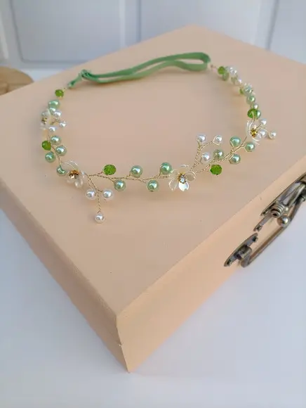 Tiara Infantil Bebê Andreza Florzinhas Peroladas
