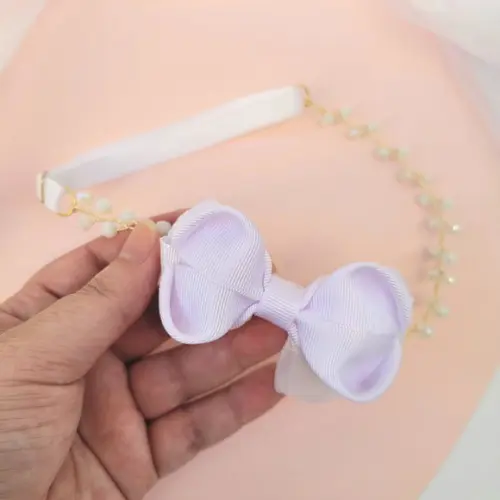 Tiara Infantil Gabrielle Aramada com Cristais e Laço Branco