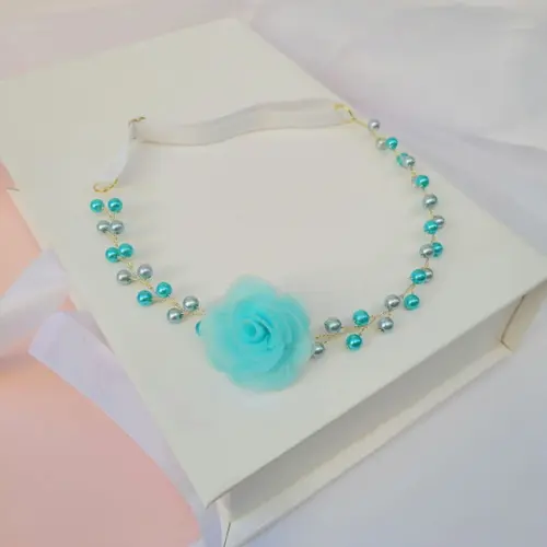 Tiara Infantil Luiza Aramada com Flor de Organza Azul
