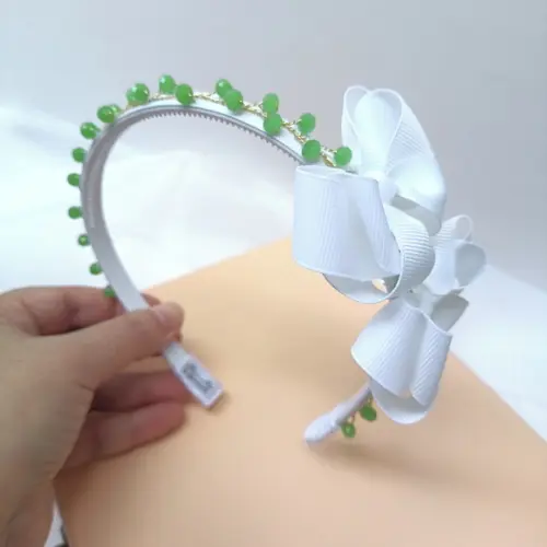 Tiara Infantil Maitê no Arco Cor Verde e Branco