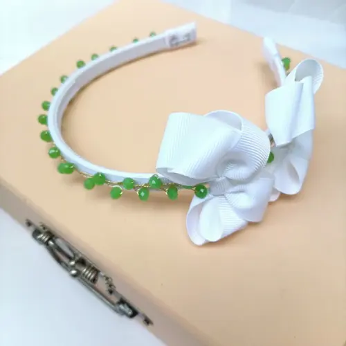 Tiara Infantil Maitê no Arco Cor Verde e Branco