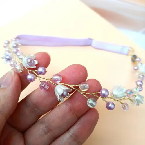 Tiara Infantil Maya Aramada com Pérolas Lilás