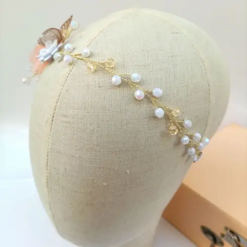 Tiara Infantil Nicole Aramada com Flores e Borboleta
