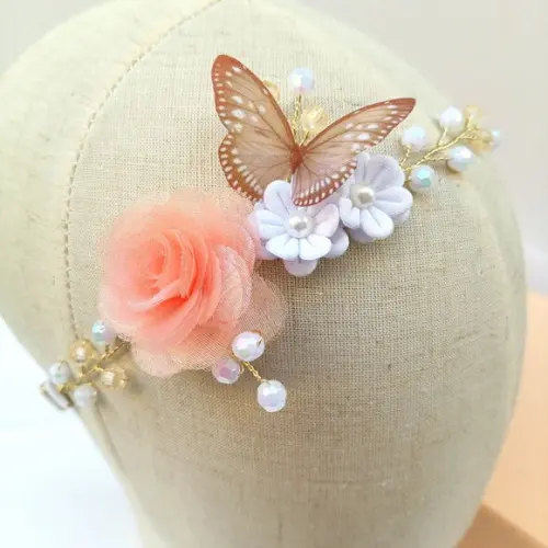 Tiara Infantil Nicole Aramada com Flores e Borboleta