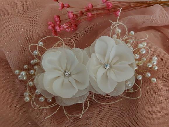 Arranjo flores off white