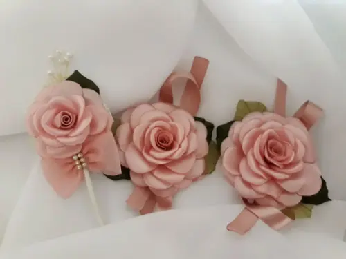 Kit Corsage e Lapela Rose