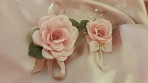 Kit Corsage e Lapela Rose