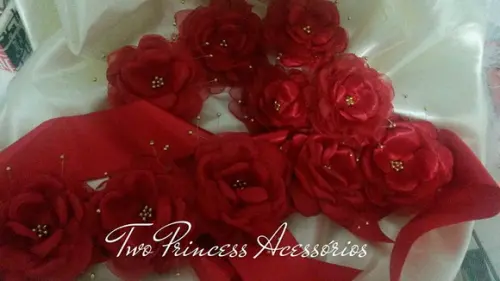 faixa e flores para daminhas
