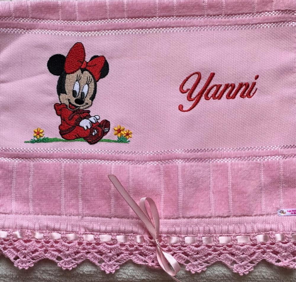 Toalhinha Bordada Minnie