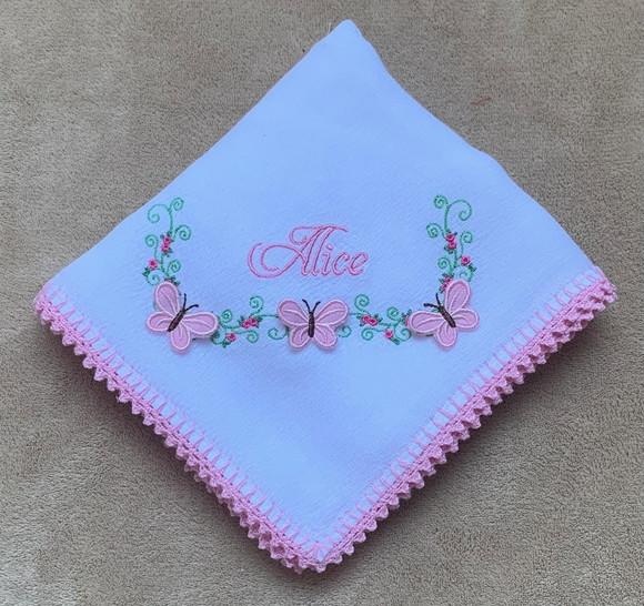 Enxoval para Bebê Personalizado Toalhas e Fraldas Borboletas