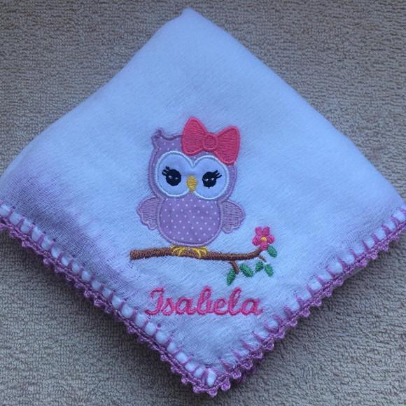 Fralda de Passeio Personalizada Corujinha