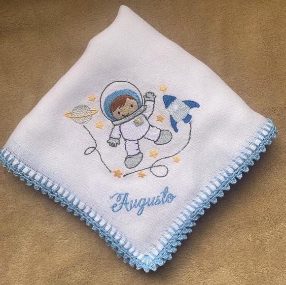 Fraldas de Passeio Bordadas Personalizadas Astronautas