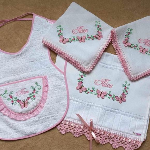 Kit Babador, Fraldas de Boca e Toalhinha Borboletas