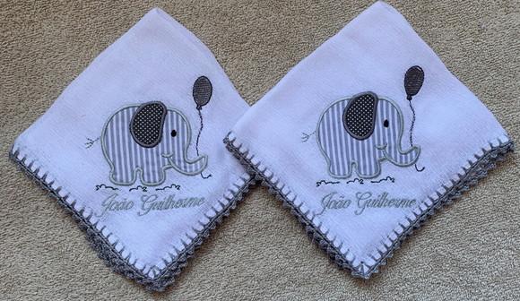 Kit Fraldas Bordadas Elefante