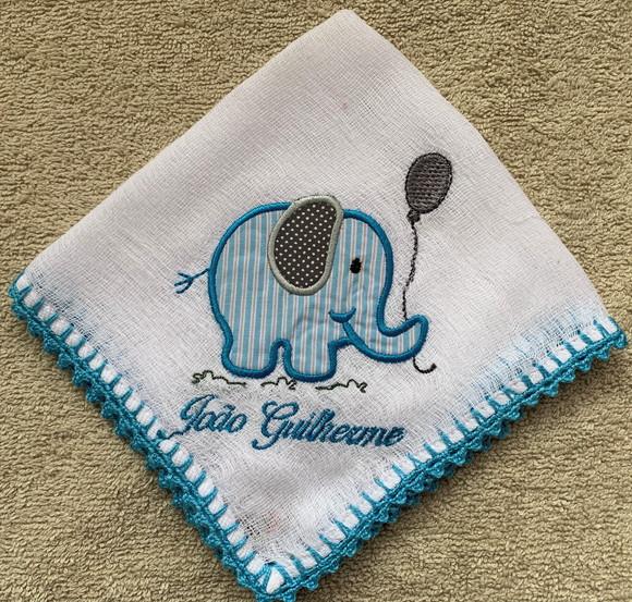 Kit Fraldas Bordadas Elefante