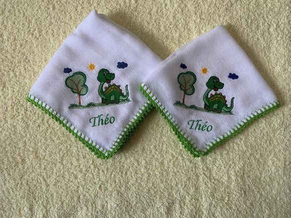 Kit Fraldas Bordadas Dinossauro